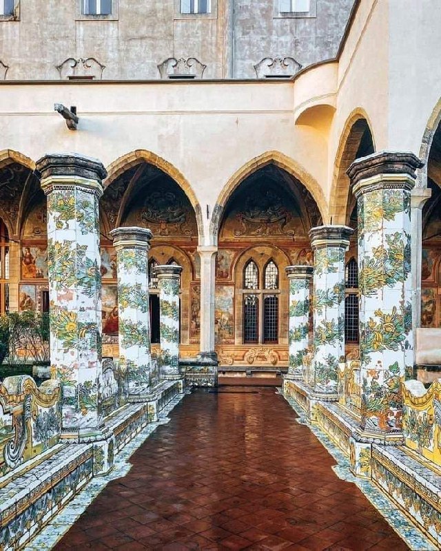 Complesso Monumentale Santa Chiara di Napoli